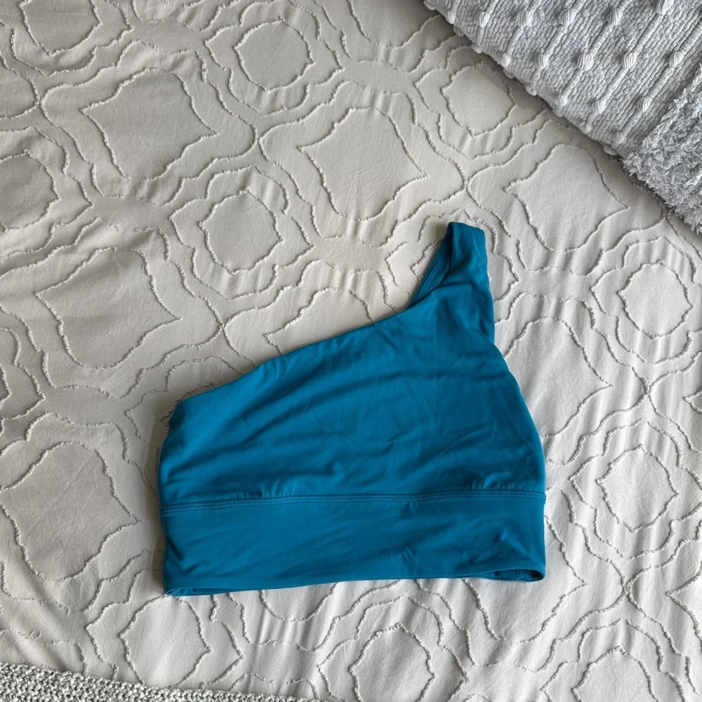 Hawaiian Blue Align Asymmetrical Bra C/D (4) - Picture 1 of 2